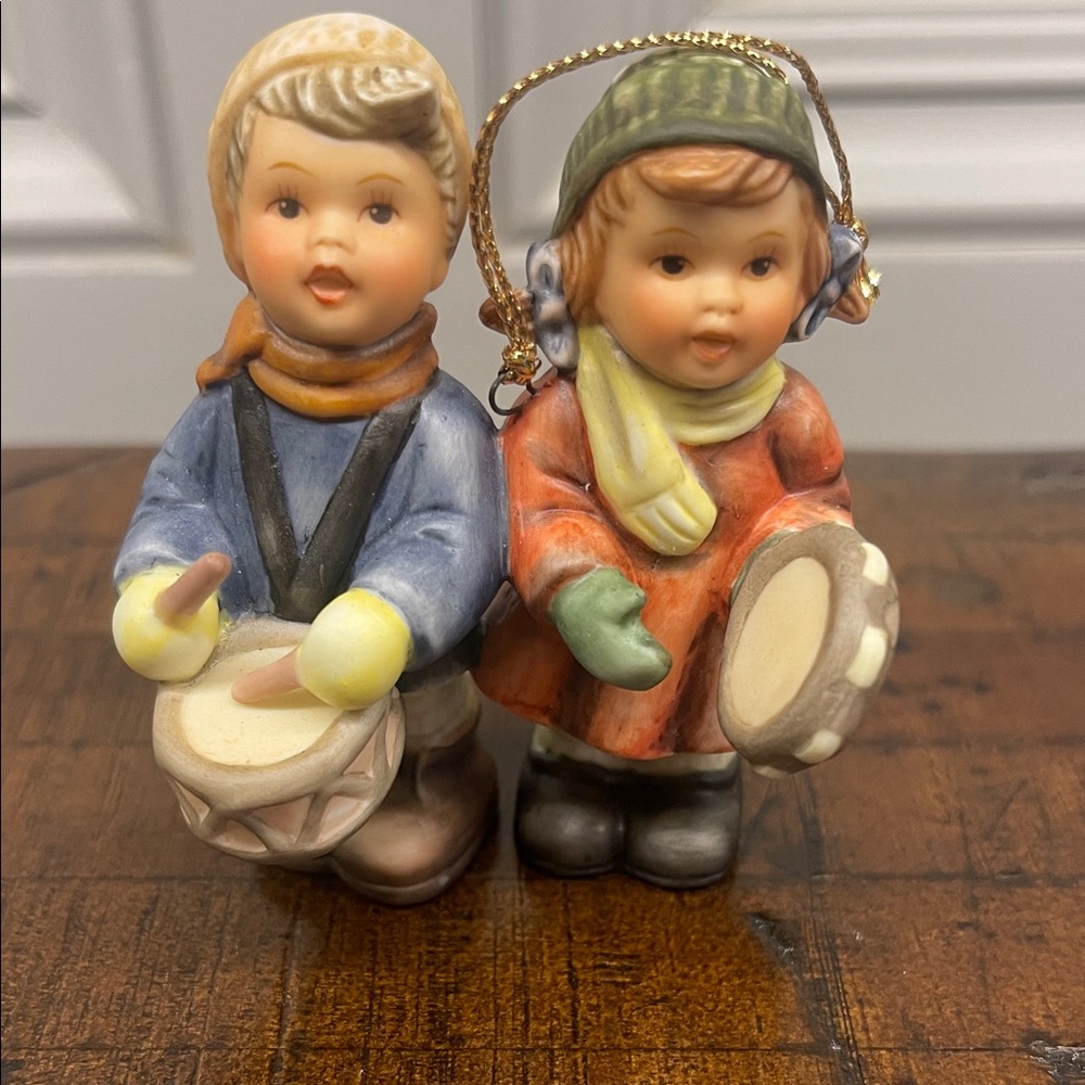 Berta Hummel Goebel “Drumming for Joy” 2001 Annual Ornament